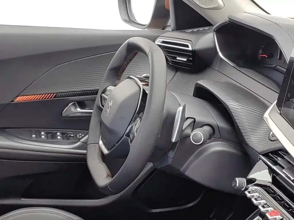 Peugeot 2008 230THP THE ONE 2022 — фото 22