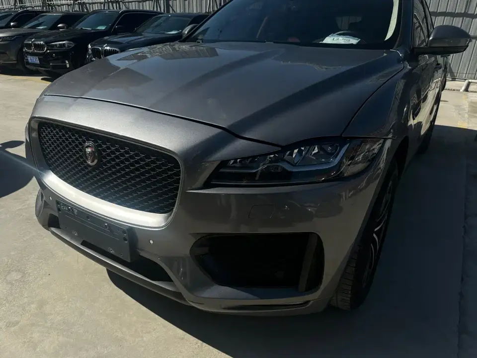 Jaguar F-PACE 2.0T Urban Premium Edition 2020