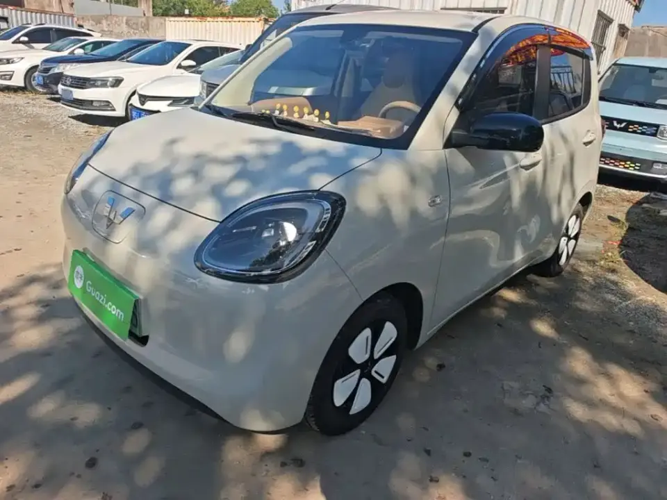 Wuling Motors Hongguang MINIEV 4-Door Advanced 2025