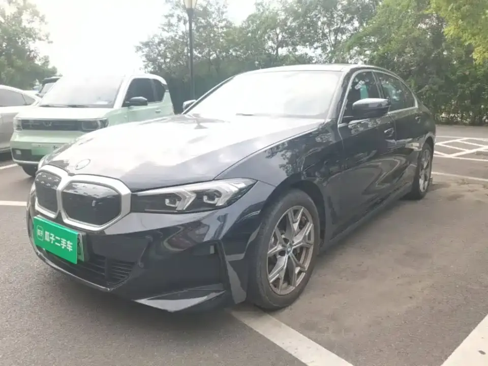 BMW i3 eDrive 35 L 2023