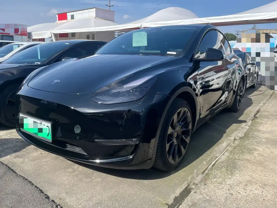 Tesla Model Y Standard Range Rear-Wheel Drive 2022
