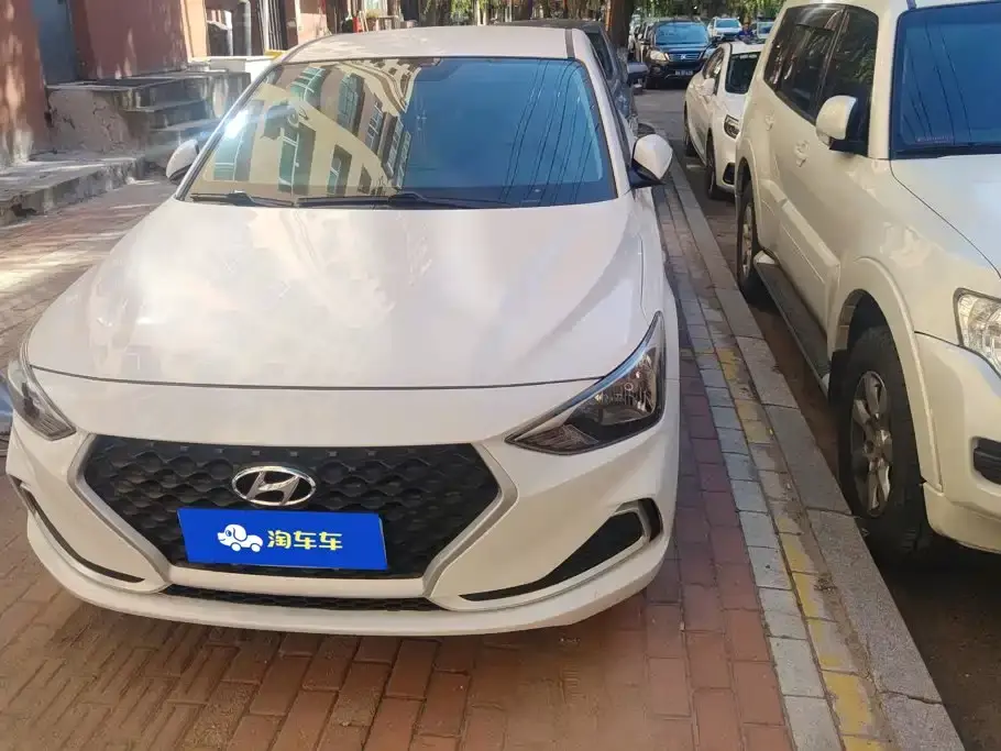 Hyundai Elantra 1.6L Auto GL Pleasing Edition 2021