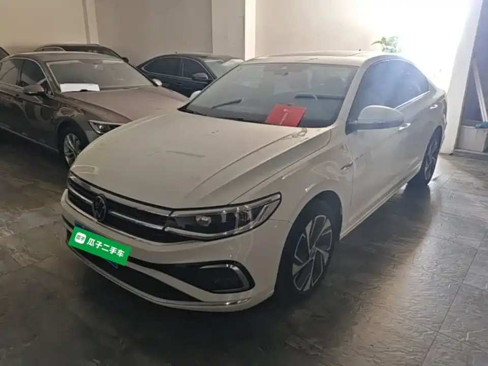 Volkswagen Bora 300TSI DSG Premium Edition 2024