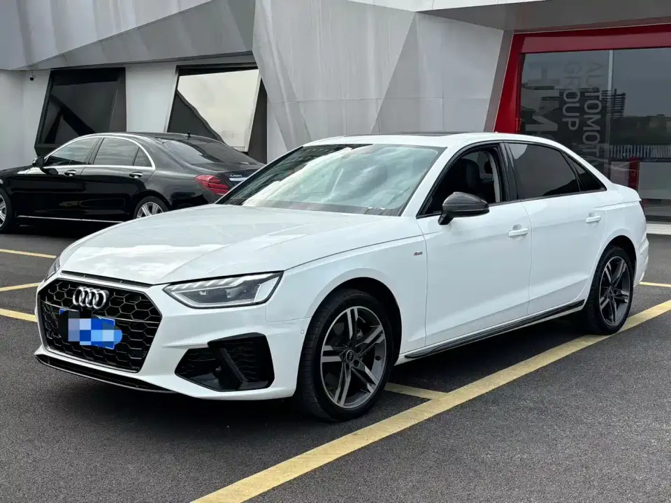 Audi A4L 40 TFSI Luxury Sport 2023