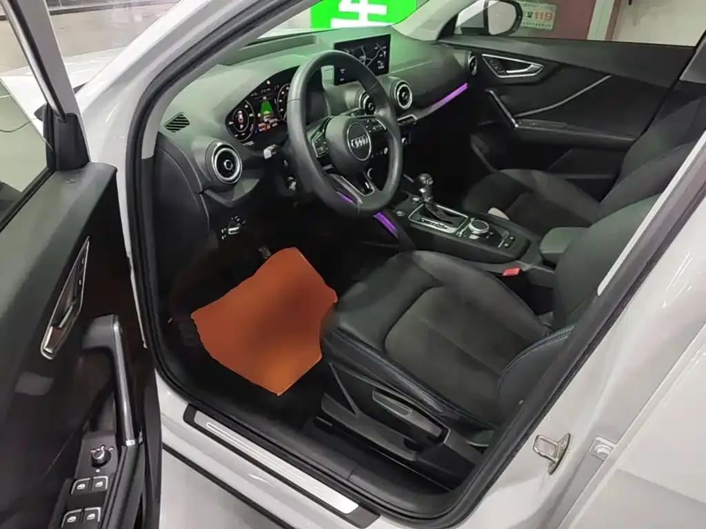 Audi Q2L e-tron Q2L e-tron Pure Electric Smart Cool Edition 2020 — фото 16