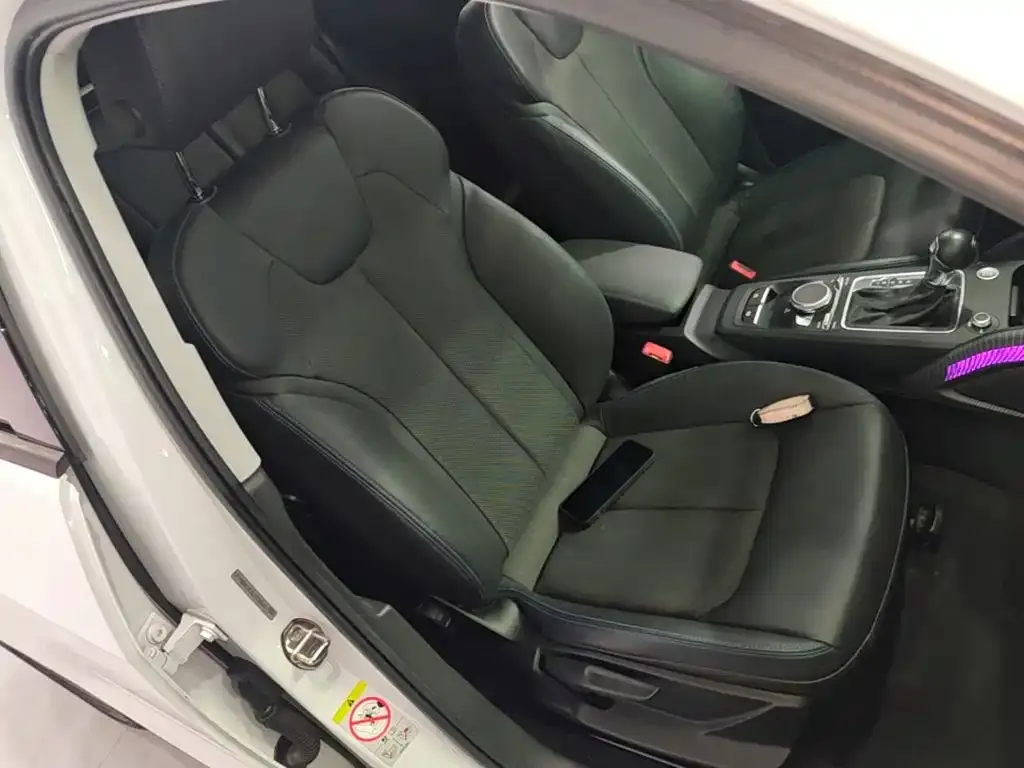 Audi Q2L e-tron Q2L e-tron Pure Electric Smart Cool Edition 2020 — фото 25
