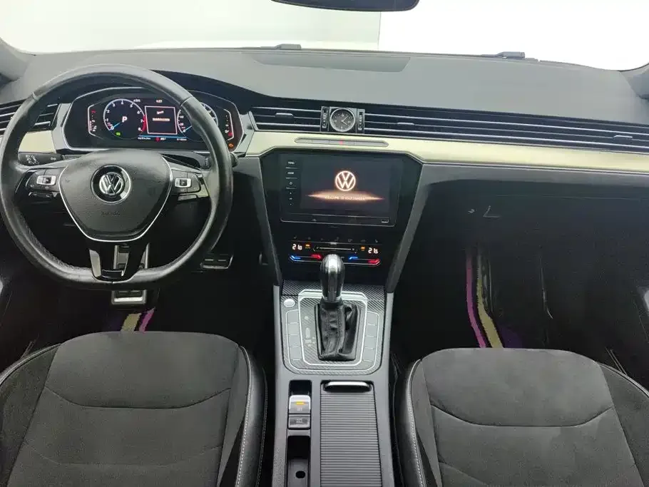 Volkswagen FAW-Volkswagen CC 330TSI Elegance Version China VI 2020 — фото 12