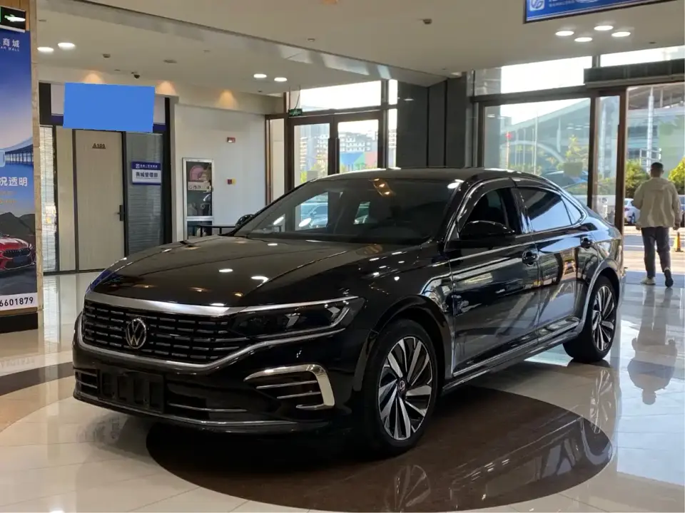 Volkswagen Passat 330TSI Elite Edition 2022