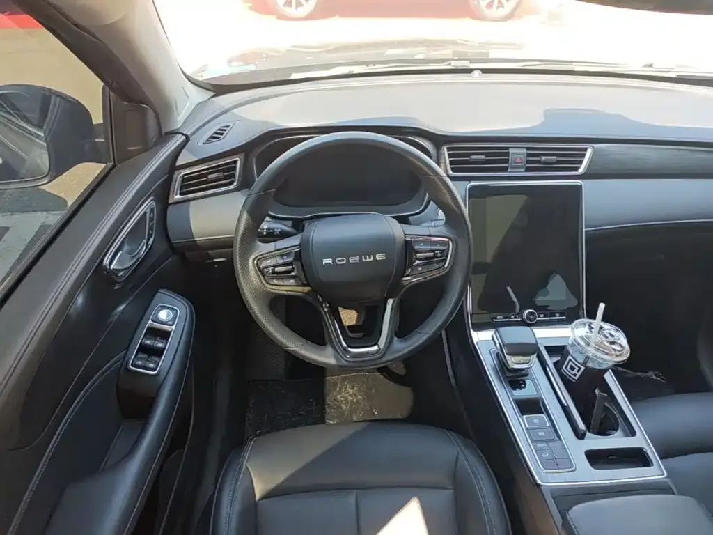 Roewe RX5 PLUS 330TGI Auto Trend-Setting Smart Edition 2025 — фото 15