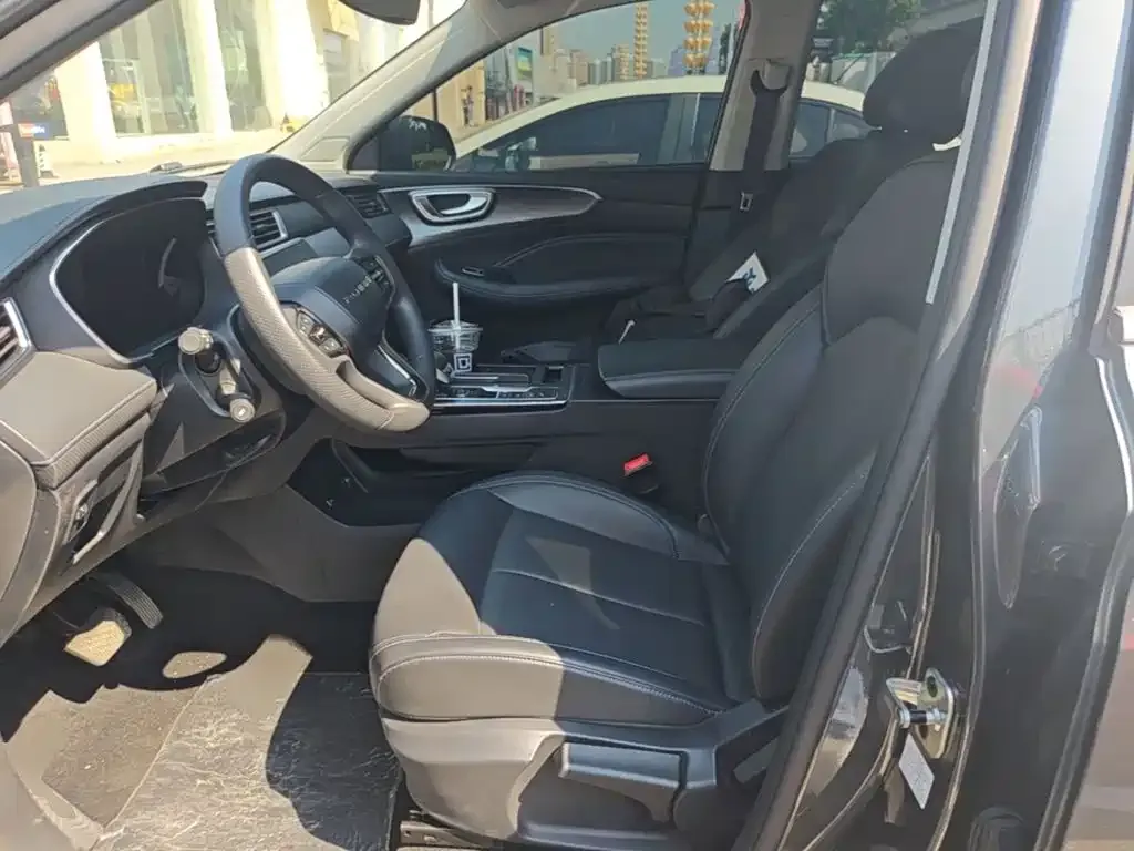 Roewe RX5 PLUS 330TGI Auto Trend-Setting Smart Edition 2025 — фото 20
