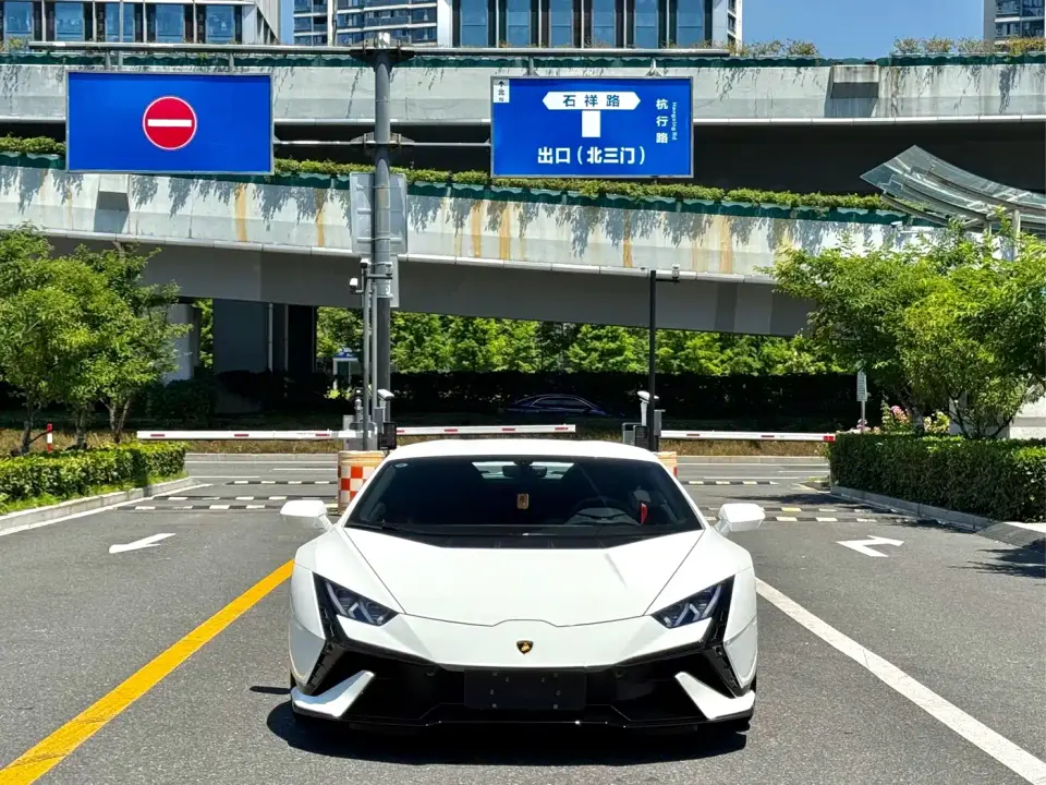Lamborghini Huracán Huracán Tecnica 2025