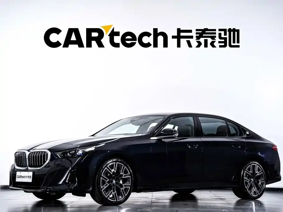 BMW 5 Series 530Li Premium M Sport Package 2025