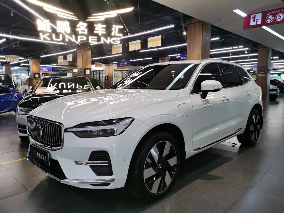 Volvo XC60 Plug-in Hybrid Plug-in Hybrid Long Range AWD Zhiyuan Luxury Edition 2024