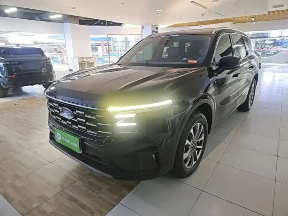 Ford Edge Edge L 2.0T EcoBoost FWD 7-Seater Luxury 2024