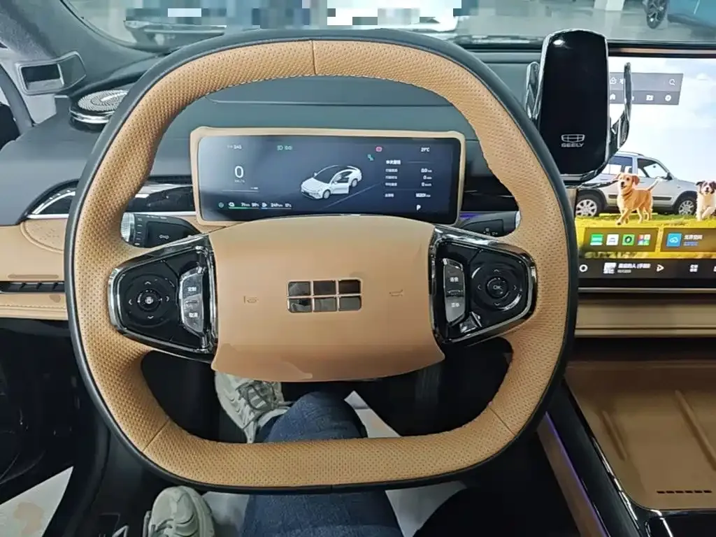 Geely Galaxy Galaxy Xingyao 8 130km EM-P Starship Edition 2025 — фото 11