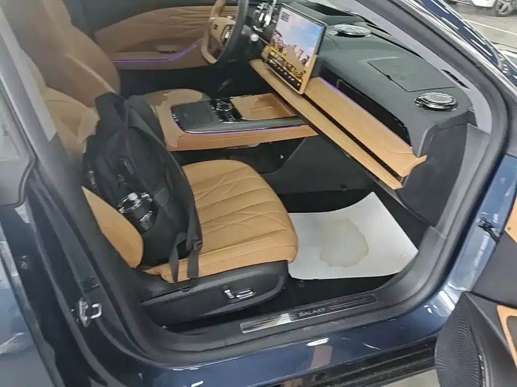 Geely Galaxy Galaxy Xingyao 8 130km EM-P Starship Edition 2025 — фото 25