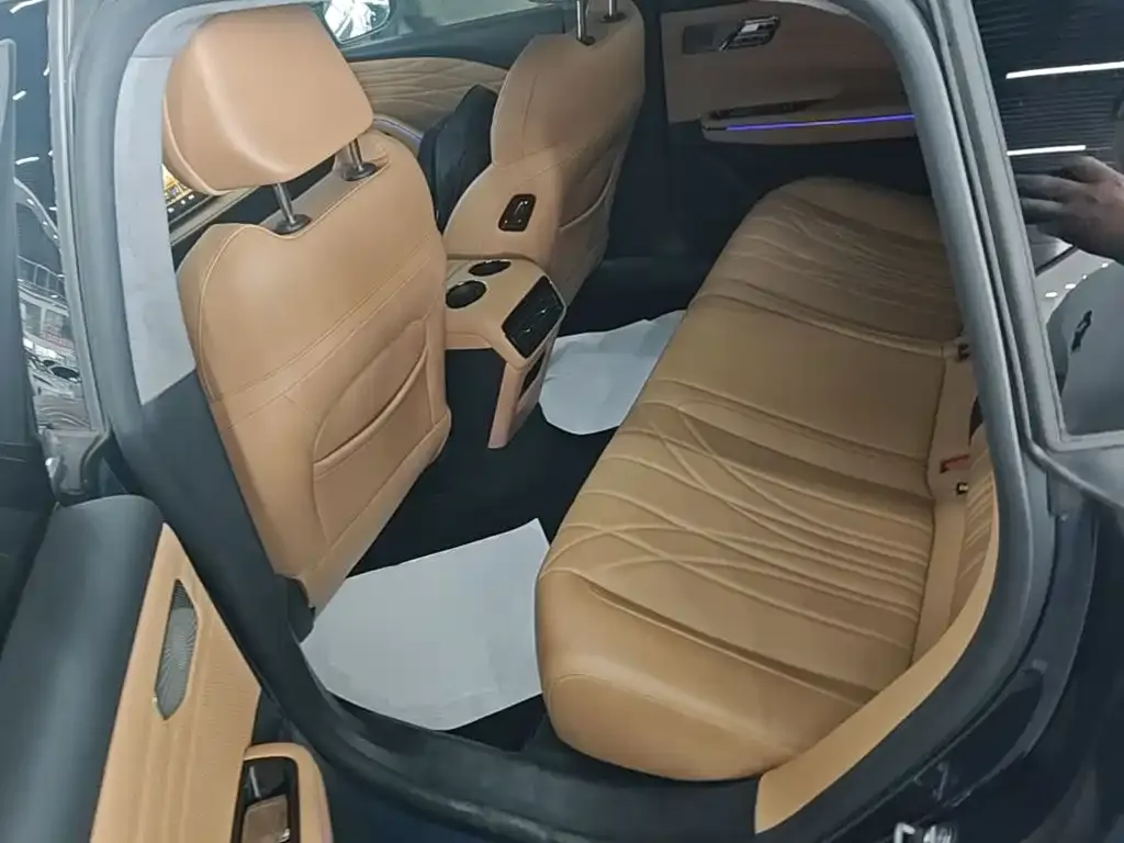 Geely Galaxy Galaxy Xingyao 8 130km EM-P Starship Edition 2025 — фото 17