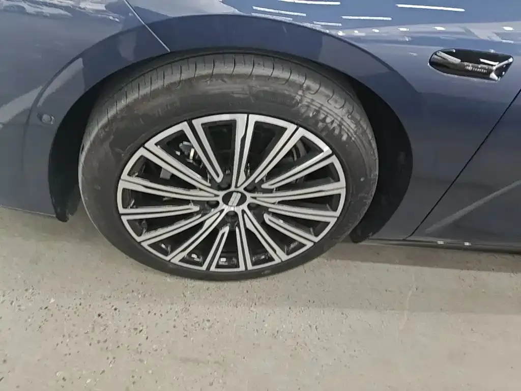 Geely Galaxy Galaxy Xingyao 8 130km EM-P Starship Edition 2025 — фото 23