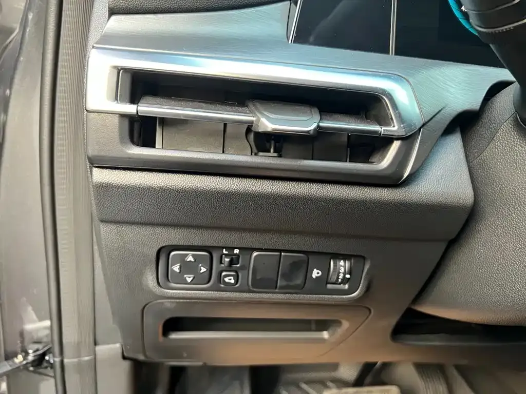 Changan CS35 PLUS Enjoyment Edition 1.4T DCT Luxury 2023 — фото 8