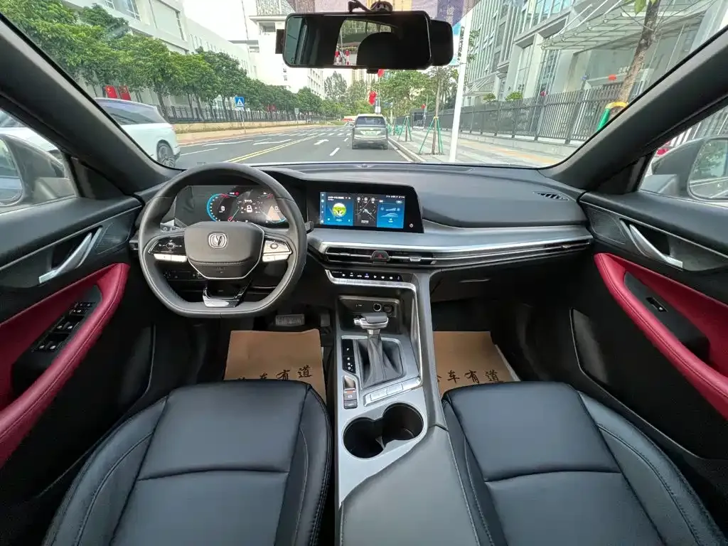 Changan CS35 PLUS Enjoyment Edition 1.4T DCT Luxury 2023 — фото 5