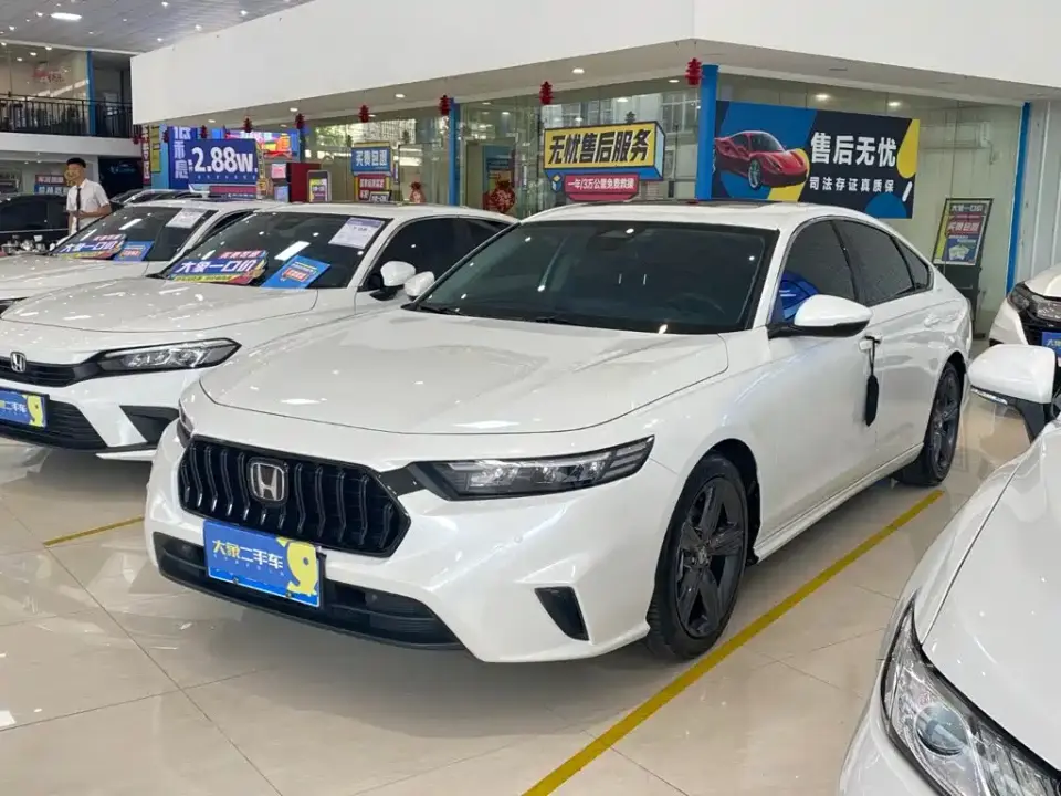 Honda Inspire 260TURBO Delicate Edition 2024