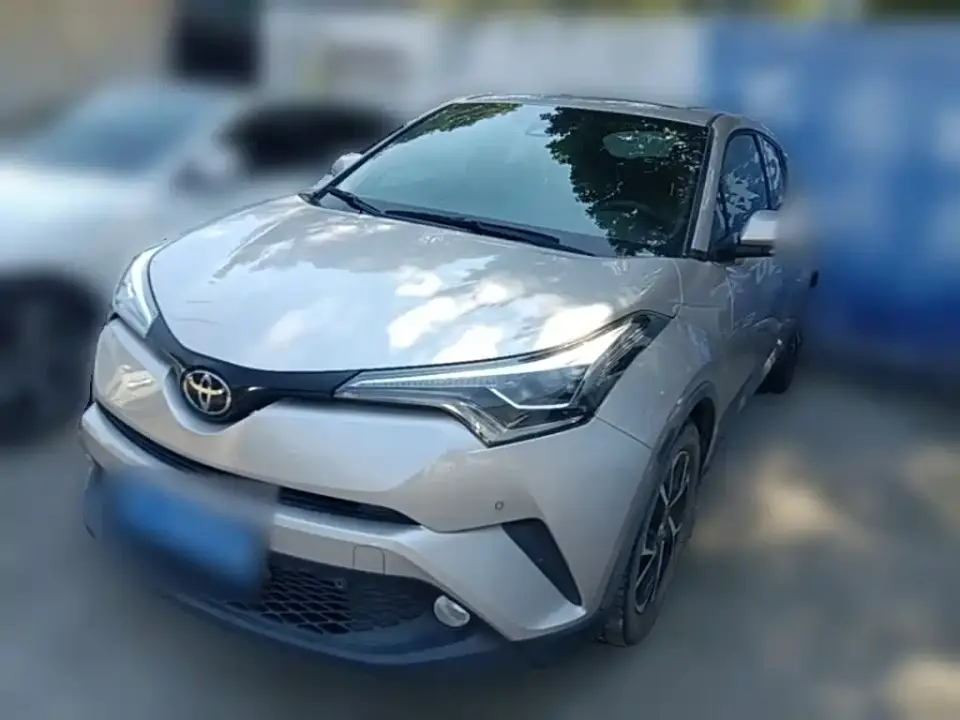 Toyota C-HR Model 2.0L Luxury 2020