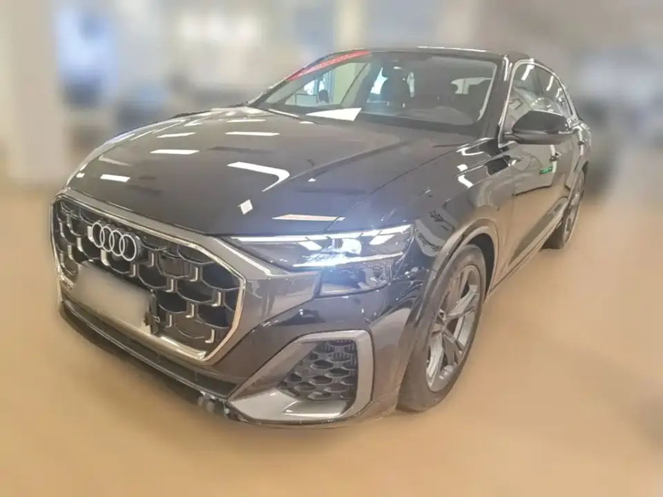 Audi Q8 55 TFSI Luxury Sport 2025
