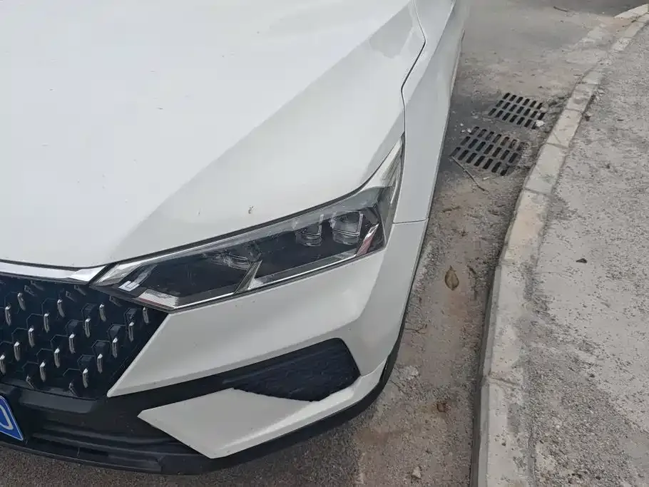 Besturn Bestune T77 Facelift 230 TID Automatic Luxury China V 2019 — фото 5