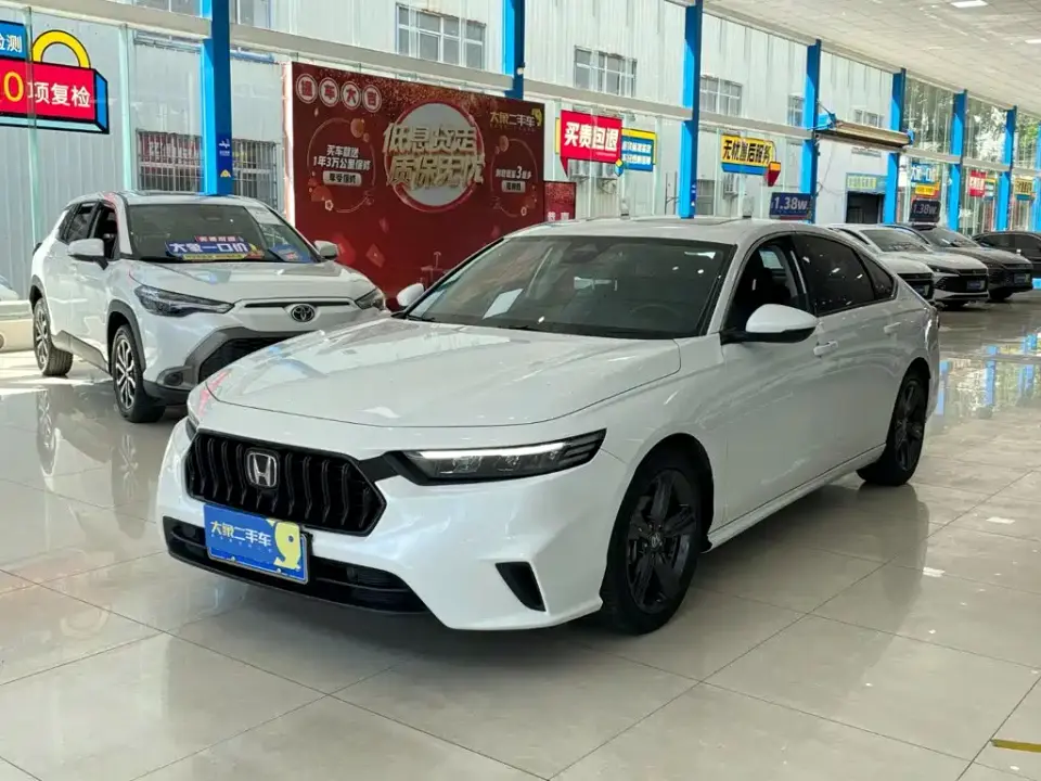 Honda Inspire 260TURBO Delicate Edition 2023