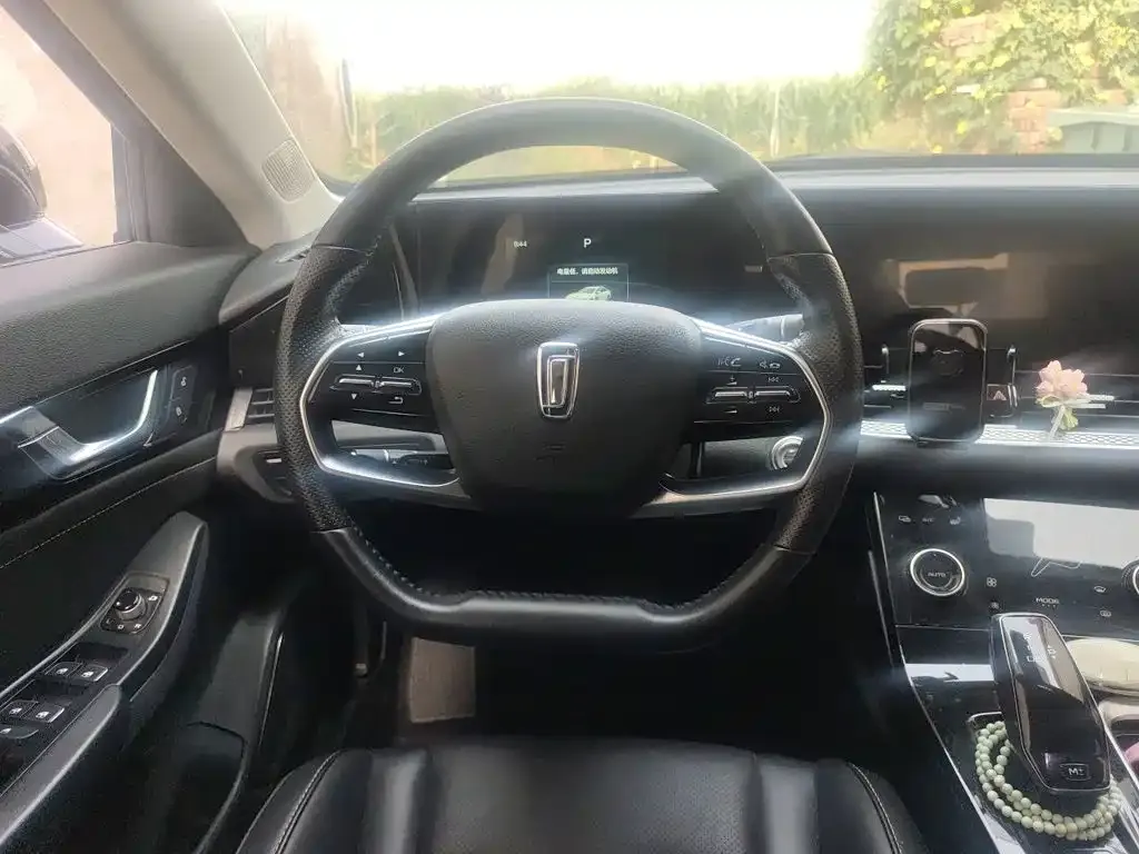 Besturn B70 3rd Gen 1.5T Auto Premium Edition 2022 — фото 3