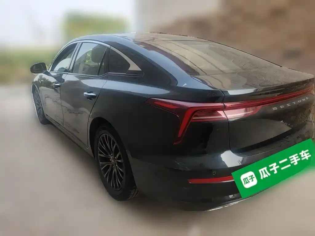 Besturn B70 3rd Gen 1.5T Auto Premium Edition 2022 — фото 25