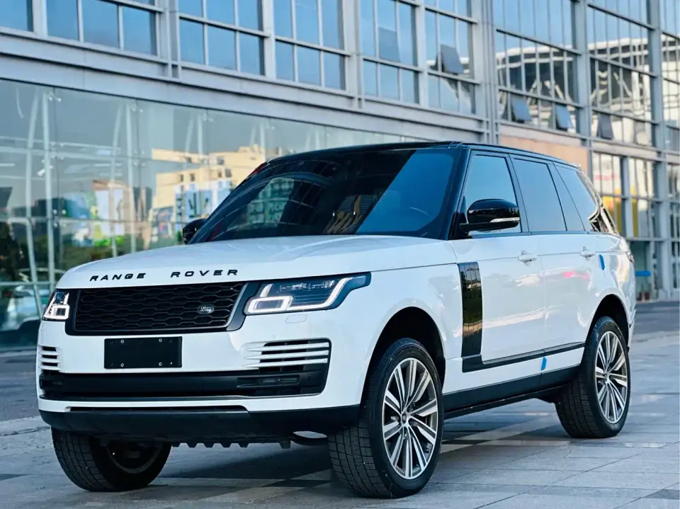 Land Rover Range Rover 3.0 L6 360PS Golden Age Edition 2023