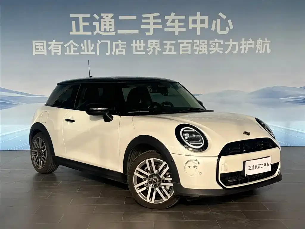 Mini MINI 1.5T COOPER Classic 2026 — фото 3