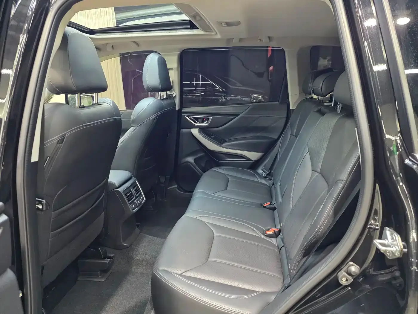 Subaru Forester 2.0i AWD Flagship Edition with EyeSight 2023 — фото 11