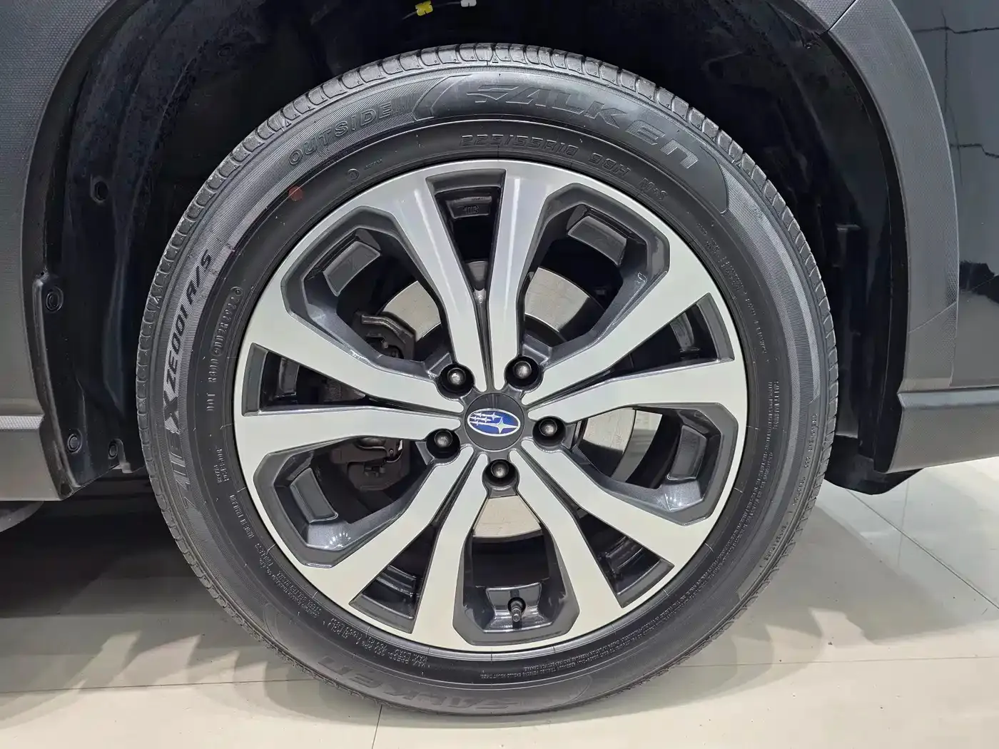 Subaru Forester 2.0i AWD Flagship Edition with EyeSight 2023 — фото 16