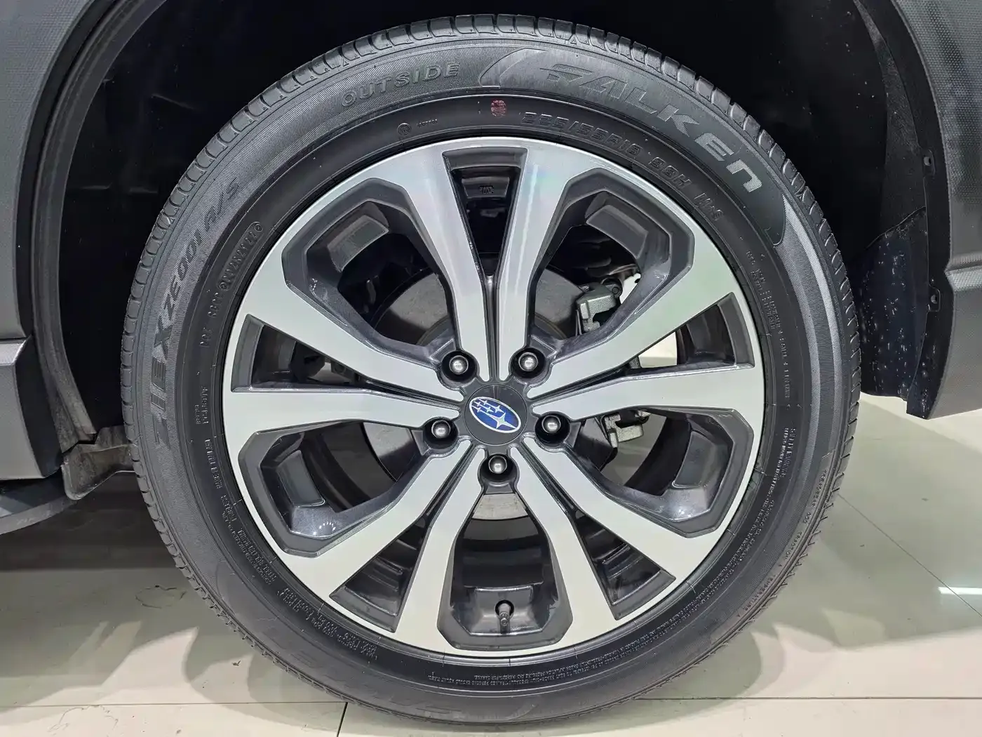 Subaru Forester 2.0i AWD Flagship Edition with EyeSight 2023 — фото 14