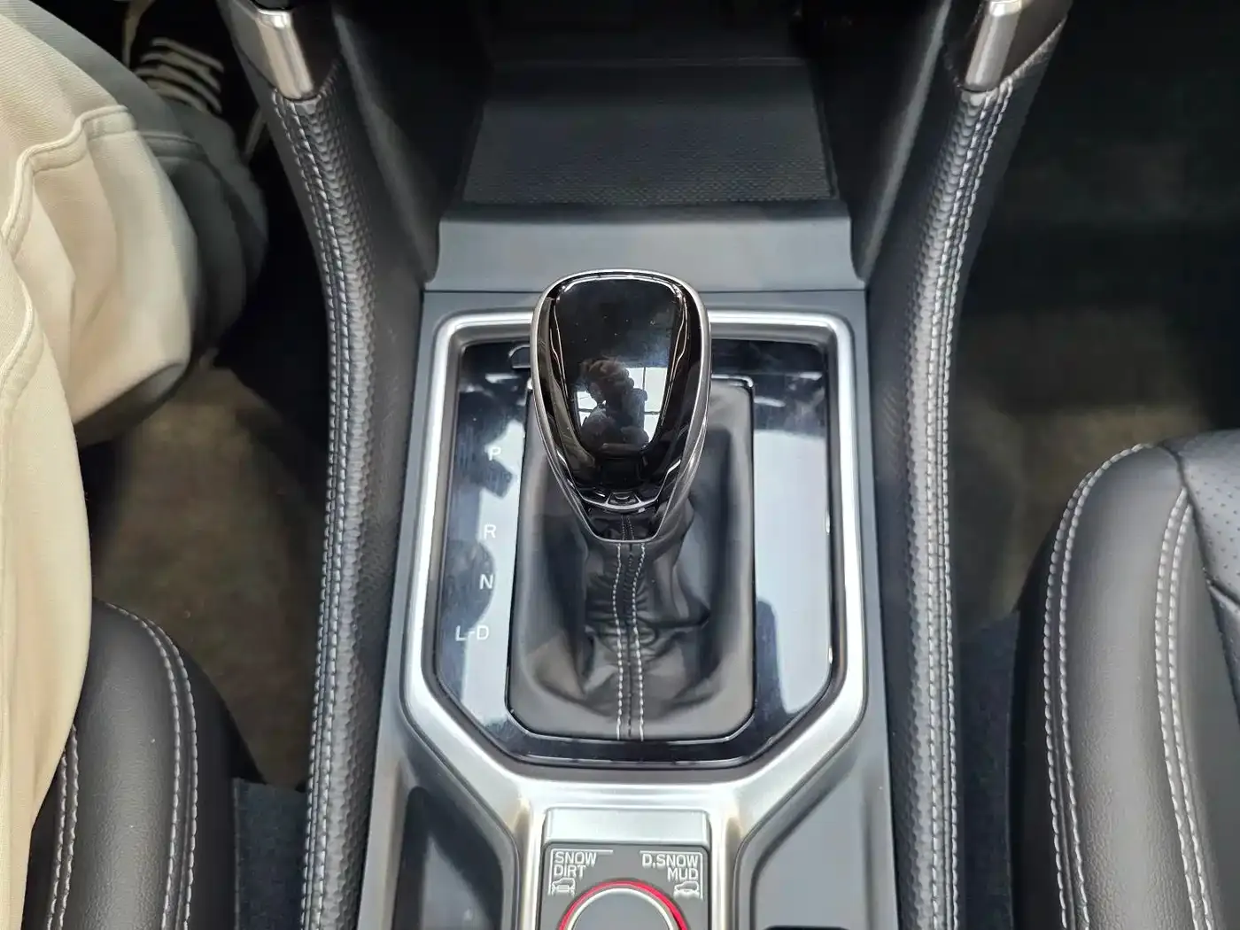 Subaru Forester 2.0i AWD Flagship Edition with EyeSight 2023 — фото 21