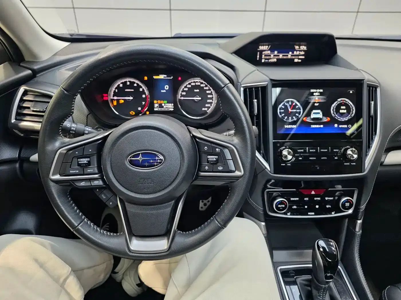 Subaru Forester 2.0i AWD Flagship Edition with EyeSight 2023 — фото 18