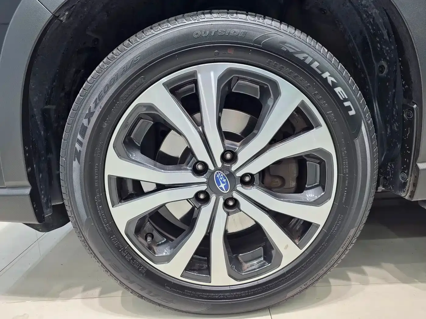 Subaru Forester 2.0i AWD Flagship Edition with EyeSight 2023 — фото 13