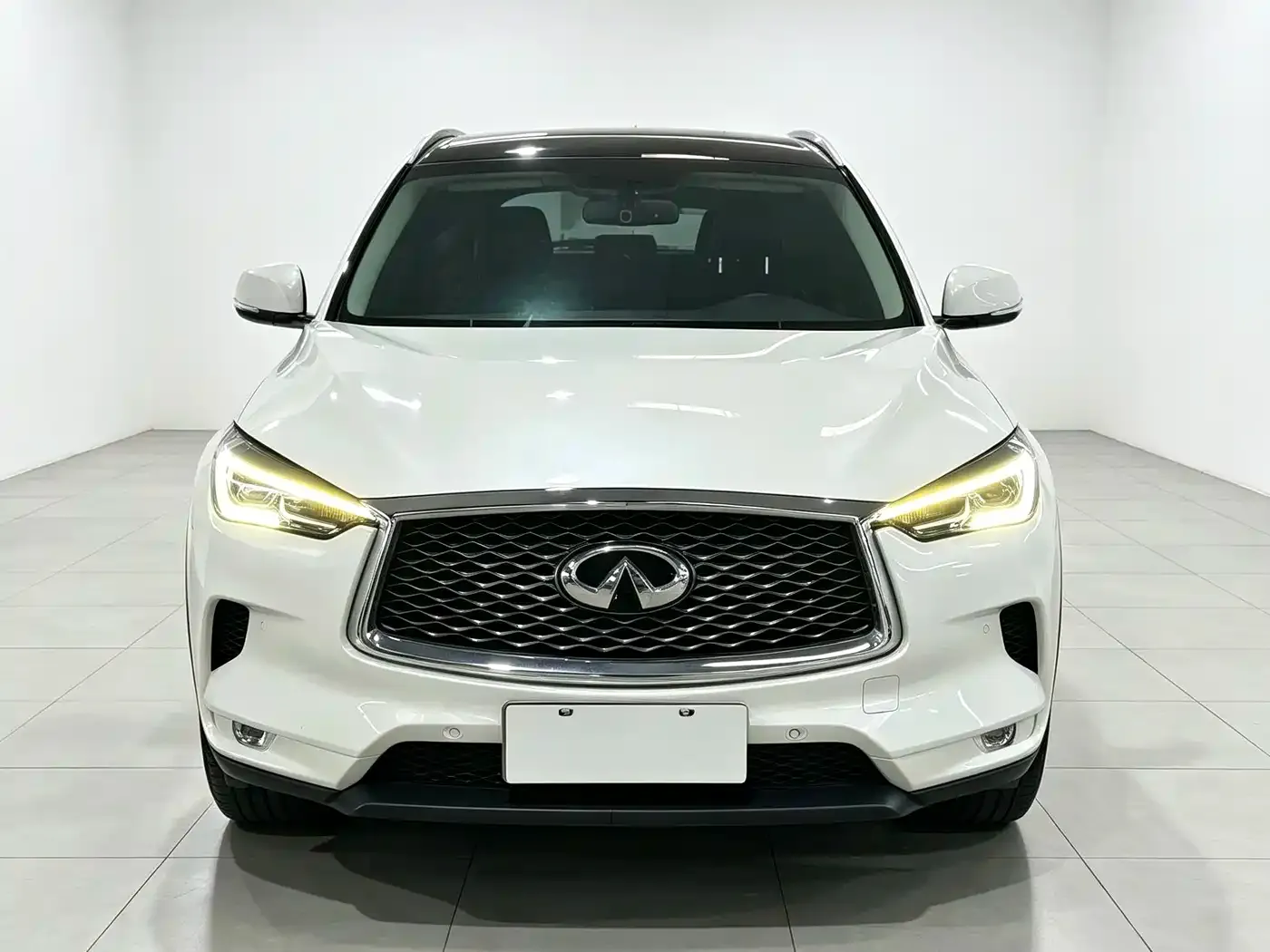 Infiniti QX50 2.0T 2WD Fashion Edition 2019 — фото 2