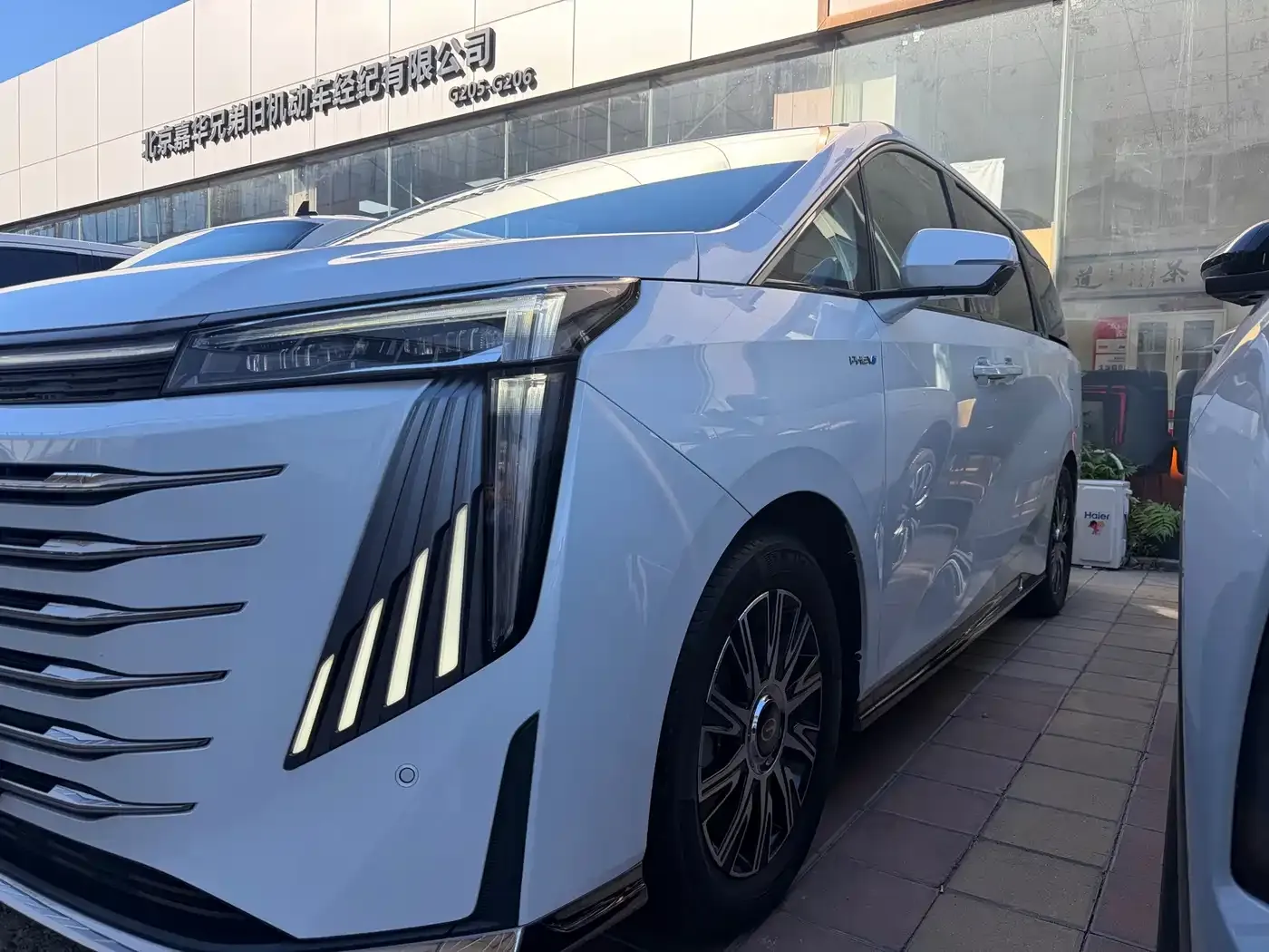 GAC Trumpchi E9 E9 MAX 2023 — фото 2