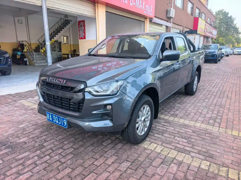 Isuzu Lingtuo 2.5T Automatic 2WD Diesel Flagship Long Wheelbase 2026