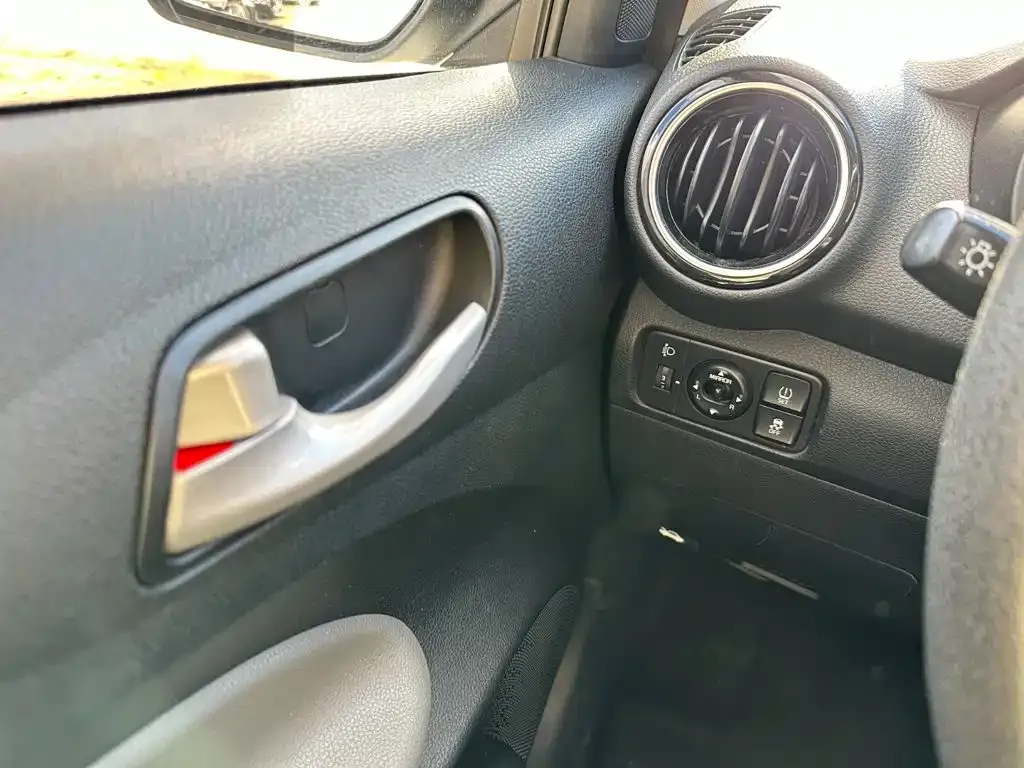 Kia Huan Chi 1.4L Automatic Value Edition China V 2019 — фото 23
