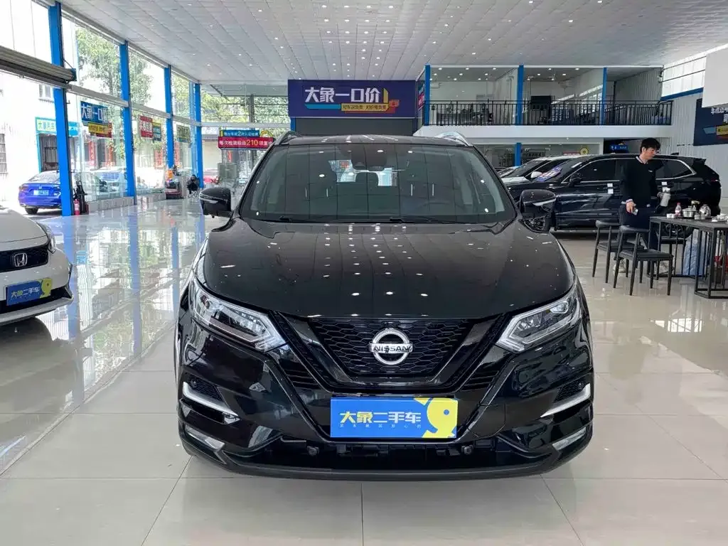 Nissan Qashqai 2.0L CVT XV Prem Luxury Edition 2023 — фото 2