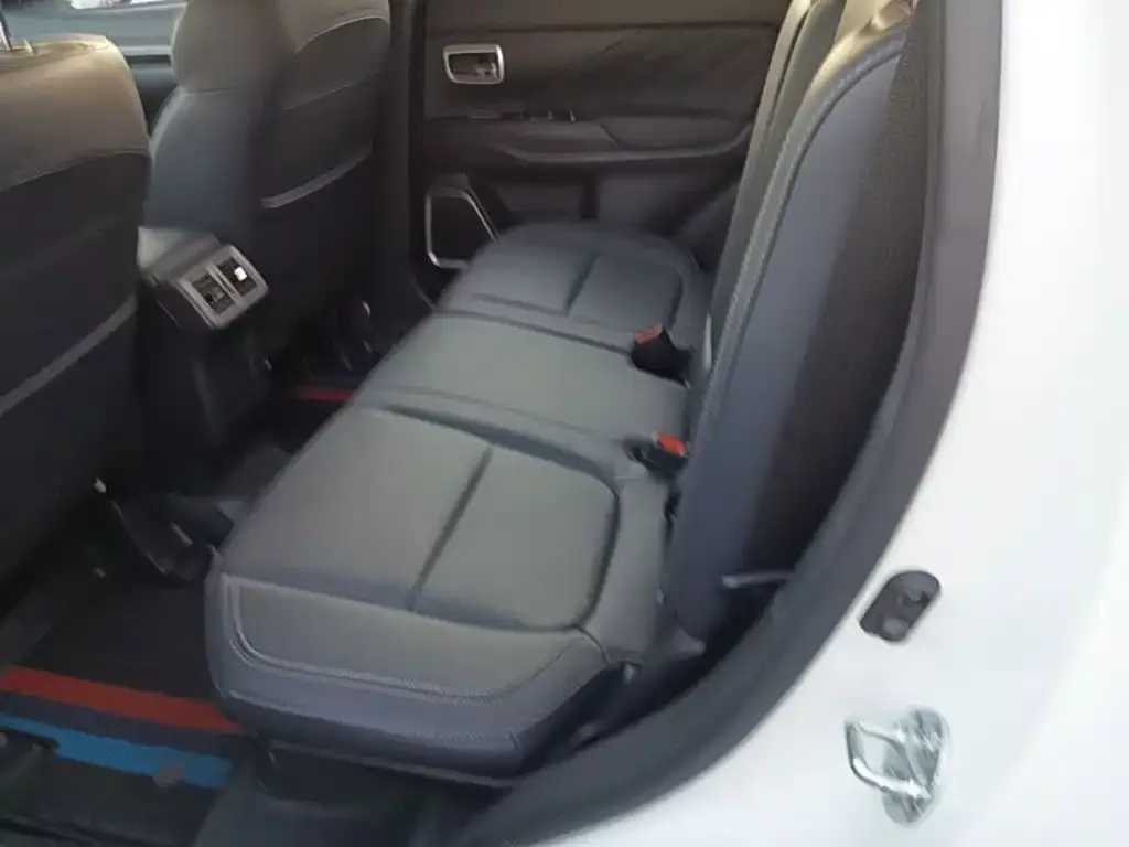 Mitsubishi Outlander 2.0L 2WD Enjoy Edition 5-seater China V 2019 — фото 17