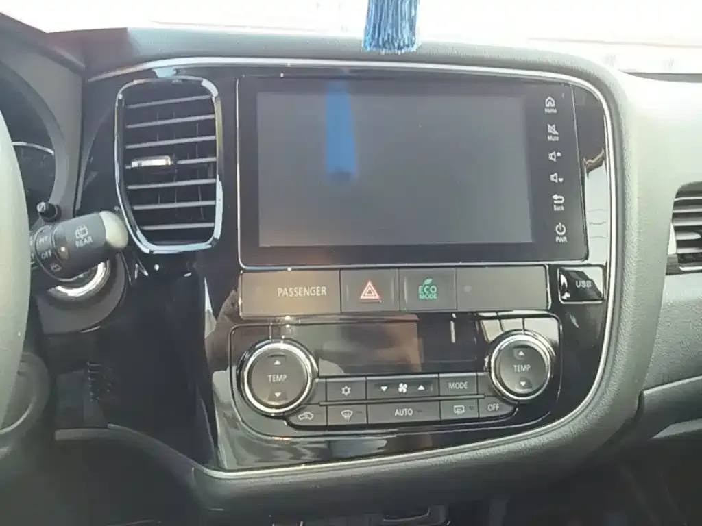 Mitsubishi Outlander 2.0L 2WD Enjoy Edition 5-seater China V 2019 — фото 13