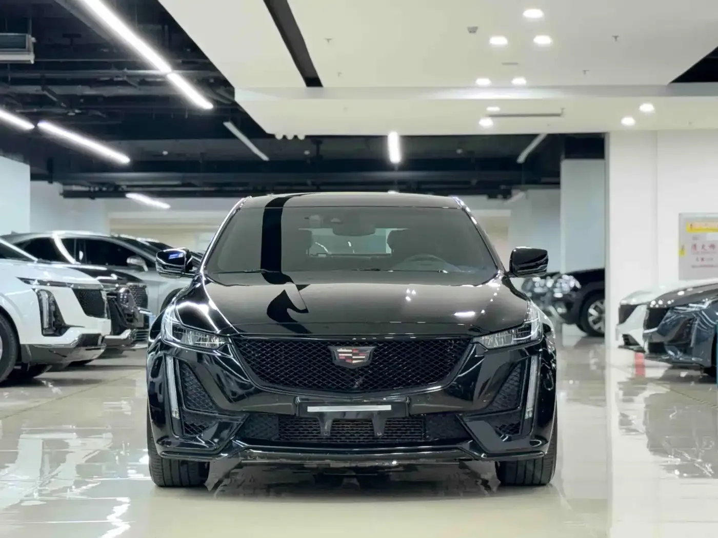 Cadillac CT5 28T Luxury Edition 2022 — фото 2