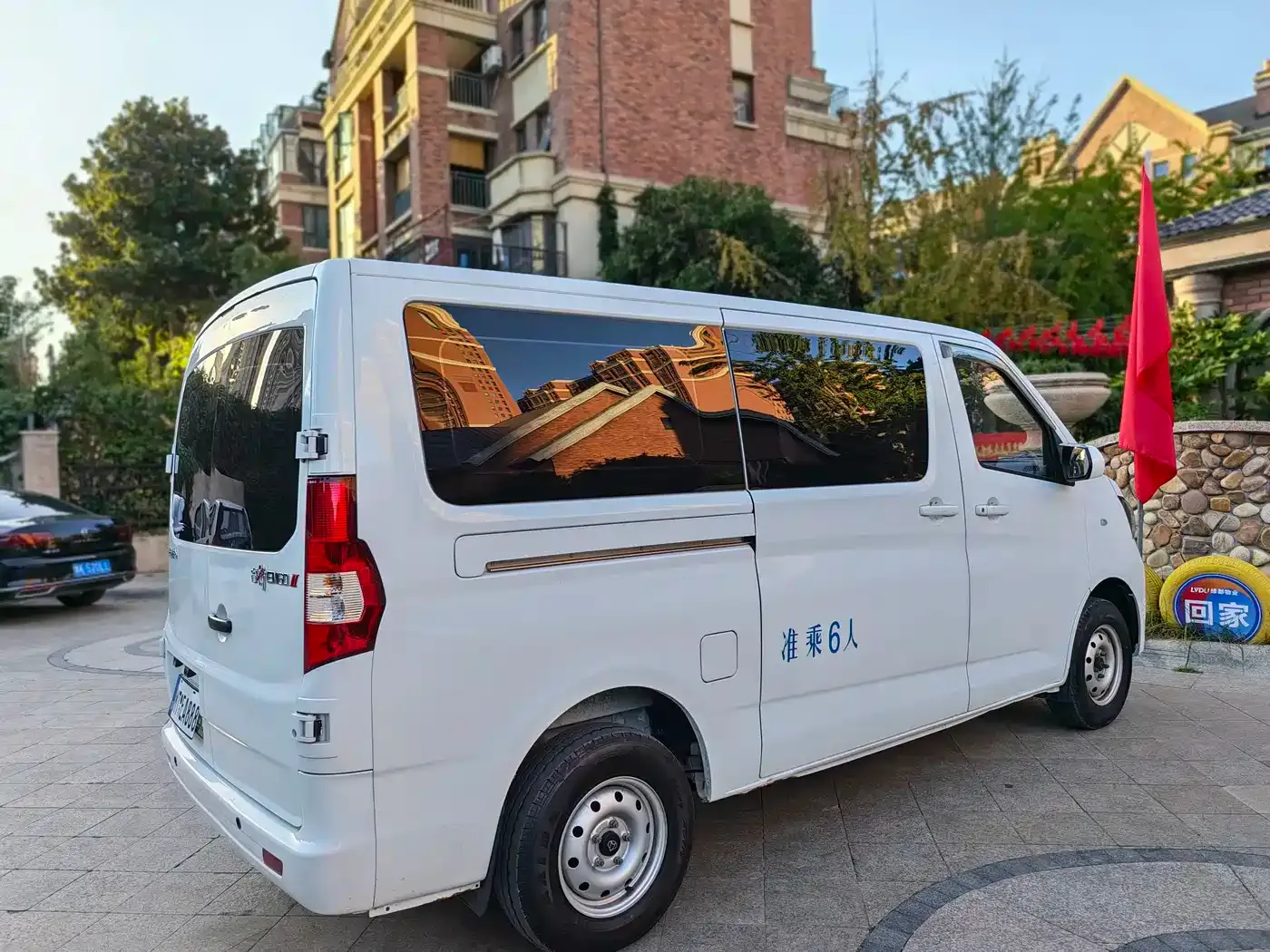 Changan Kaicheng Changan Ruixing EM60 Elite Model 6-seater 300km Tailgate 2025 — фото 9