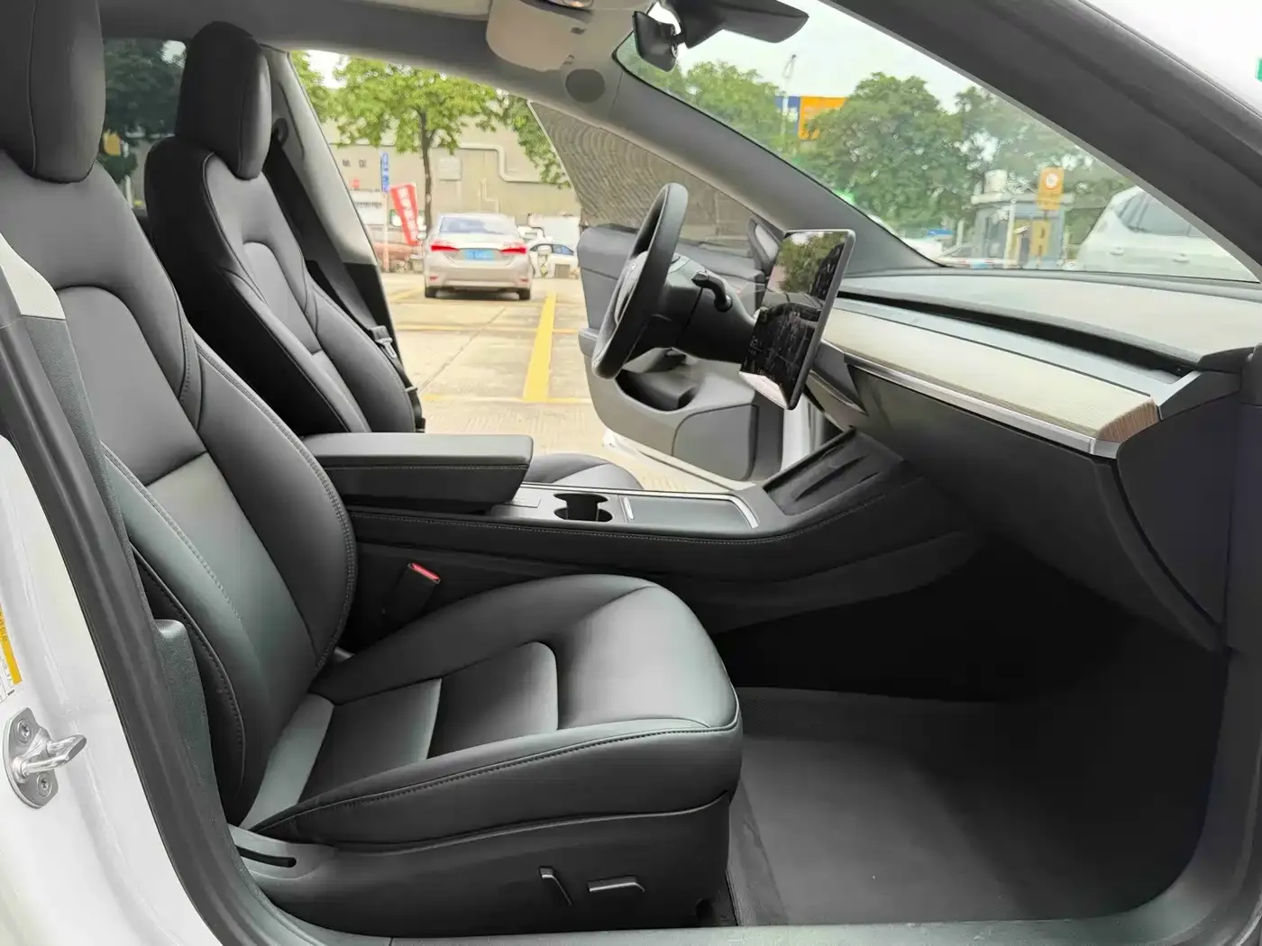 Tesla Model 3 Standard Range Rear-Wheel Drive Upgrade 3D6 2022 — фото 7