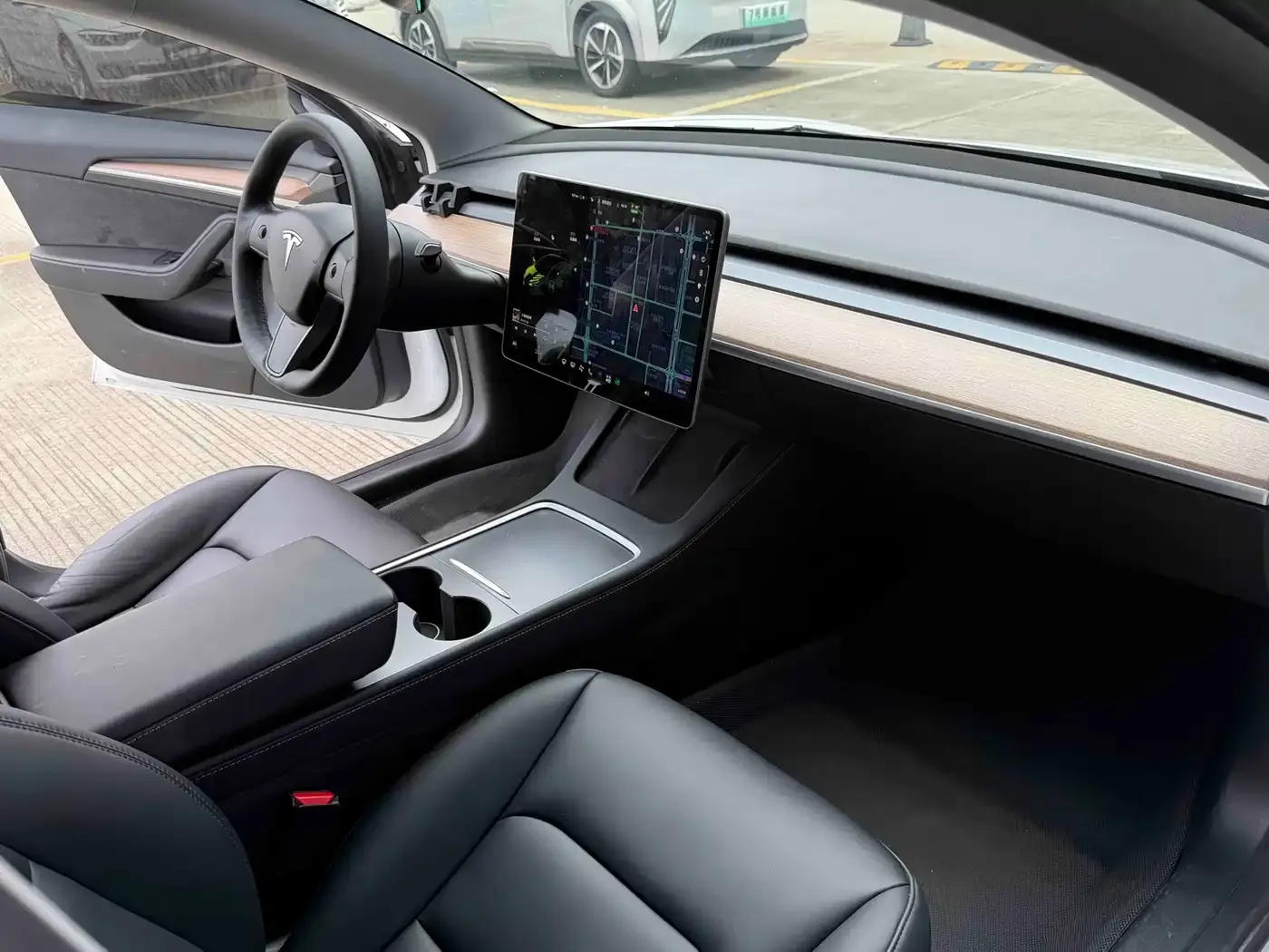 Tesla Model 3 Standard Range Rear-Wheel Drive Upgrade 3D6 2022 — фото 6